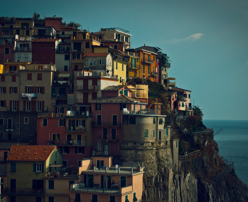 Image of cliffside houses